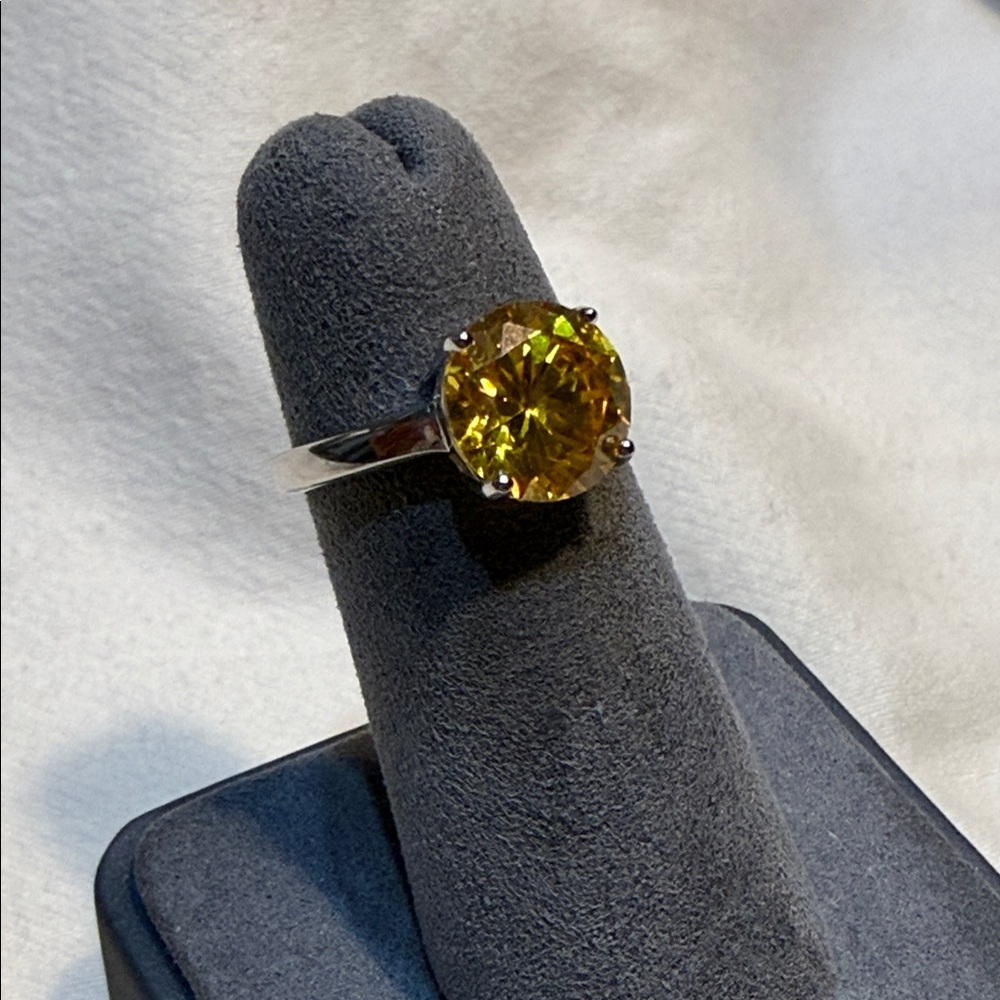 Canary Yellow CZ Solitaire Ring in Sterling Silver
Size